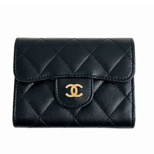 CHANEL Coco Mark Matelasse Black
Lambskin Coin Purse